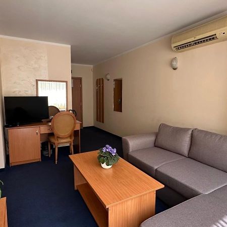 Central Plaza Hotel София Экстерьер фото