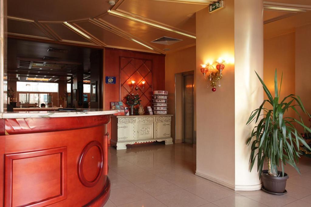 Central Plaza Hotel София Экстерьер фото