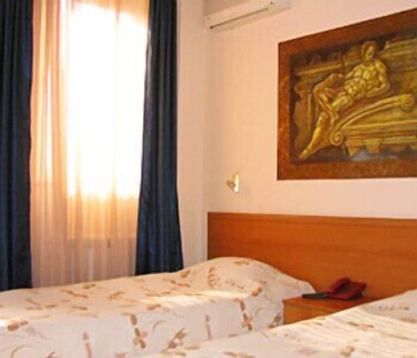 Central Plaza Hotel София Экстерьер фото
