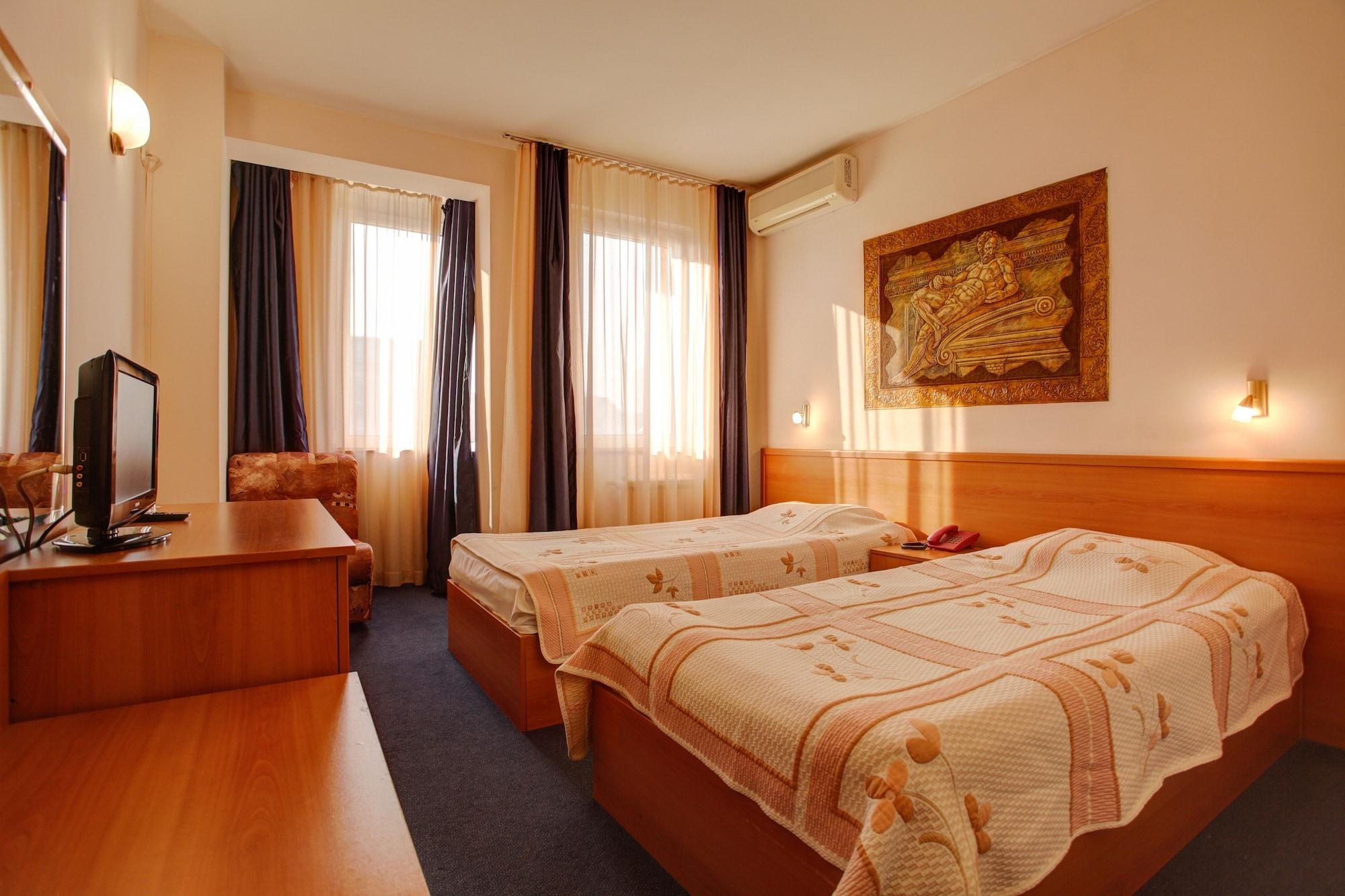 Central Plaza Hotel София Номер фото