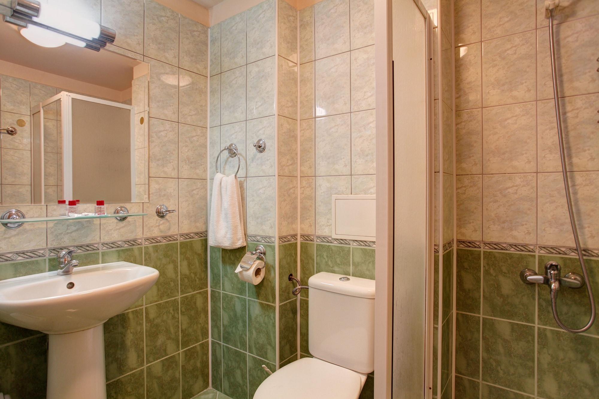 Central Plaza Hotel София Экстерьер фото