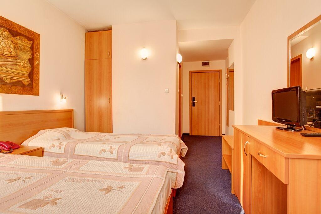 Central Plaza Hotel София Экстерьер фото