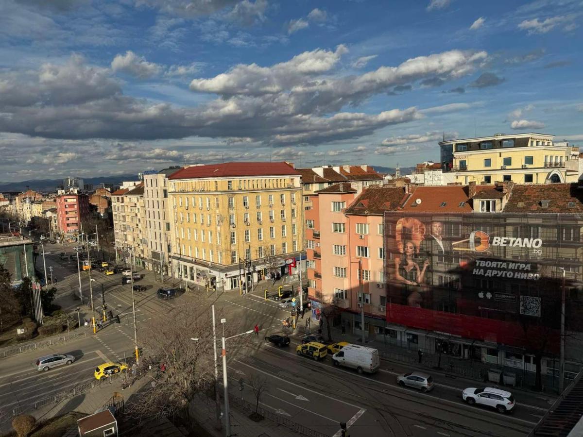 Central Plaza Hotel София Экстерьер фото